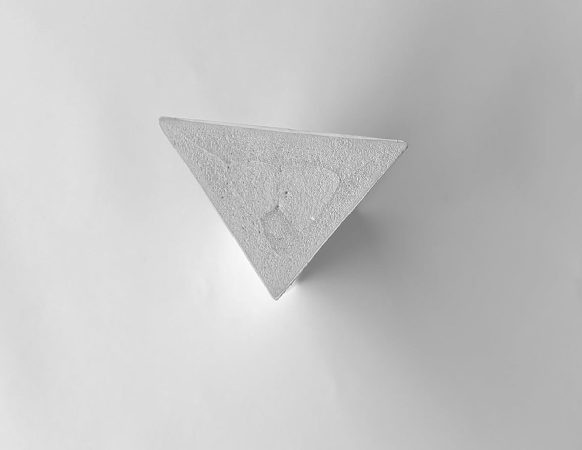 DIY Plantation Shutter – Corner Post Triangle Light Block (55 x 80 mm) – Component 1